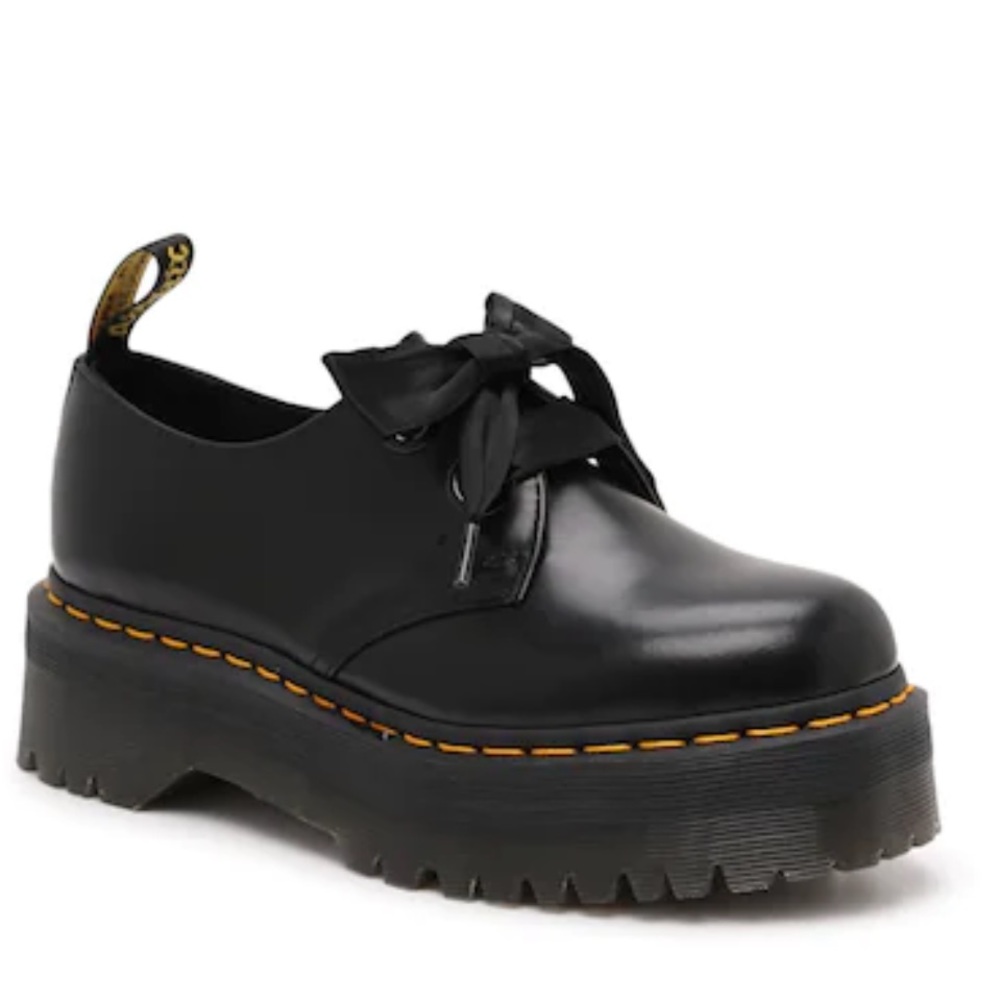 DR. MARTENS HOLLY PLATFORM OXFORD NEW WITH TAGS AND BOX